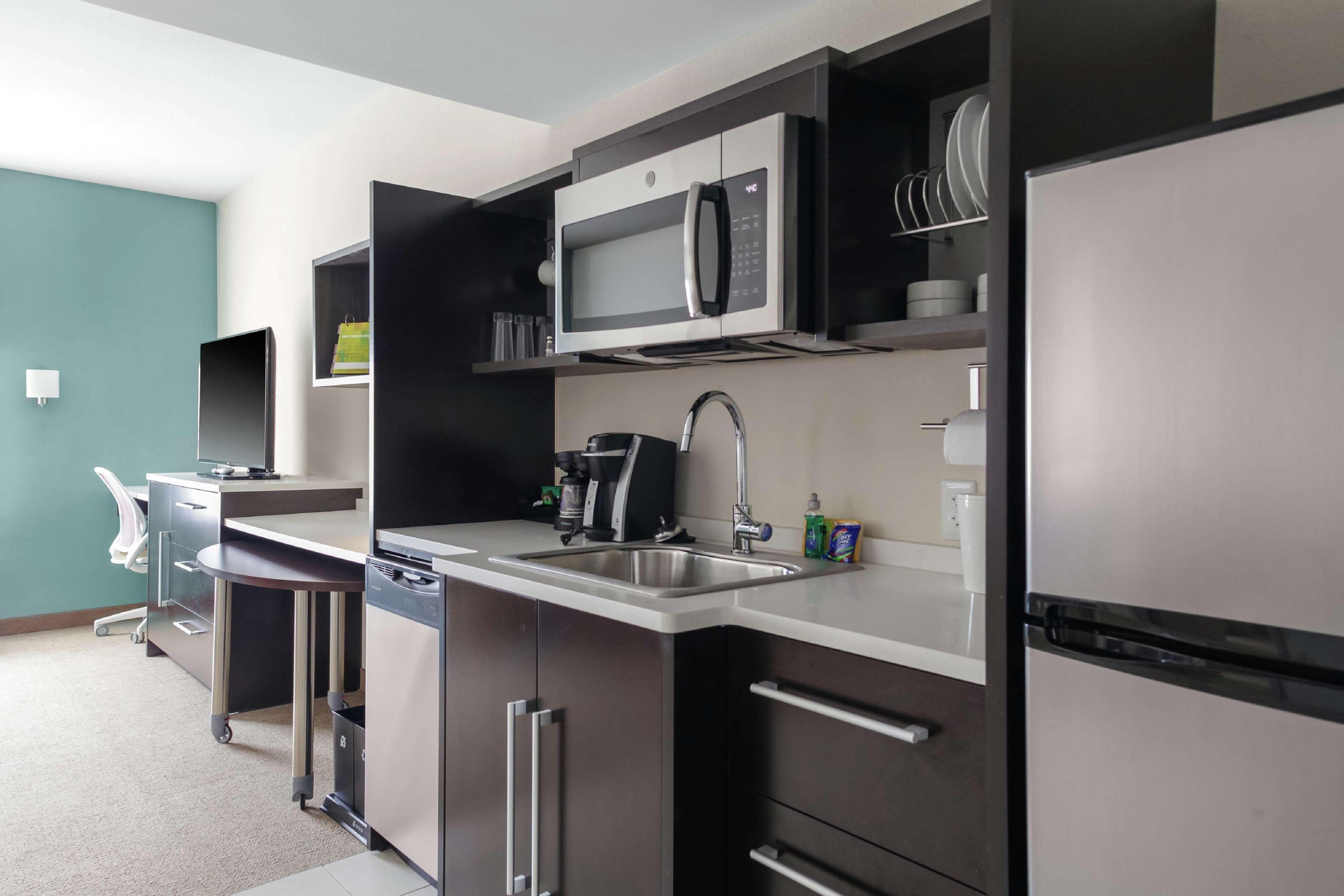 Home2 Suites By Hilton Louisville Airport Expo Center Extérieur photo