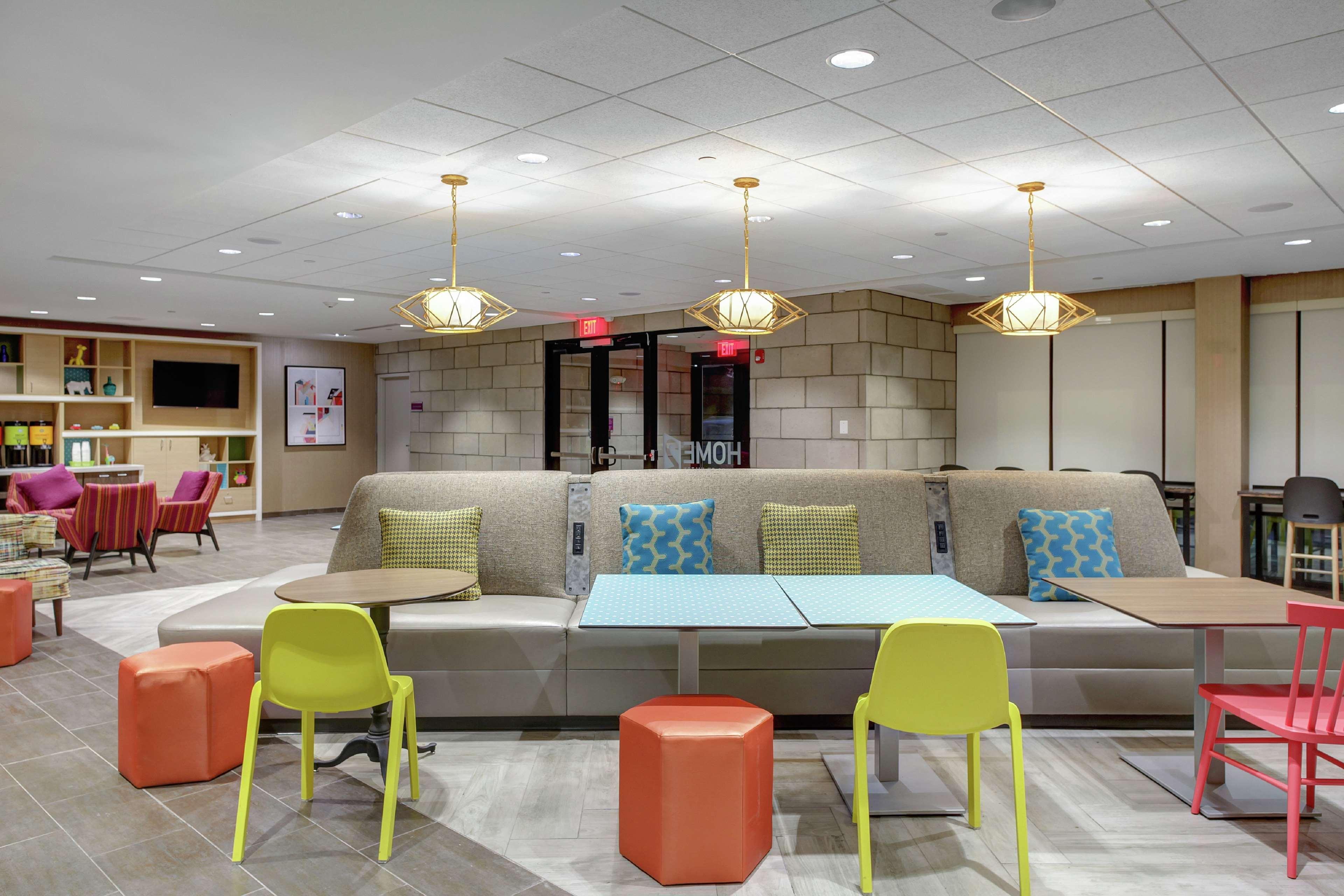 Home2 Suites By Hilton Louisville Airport Expo Center Extérieur photo