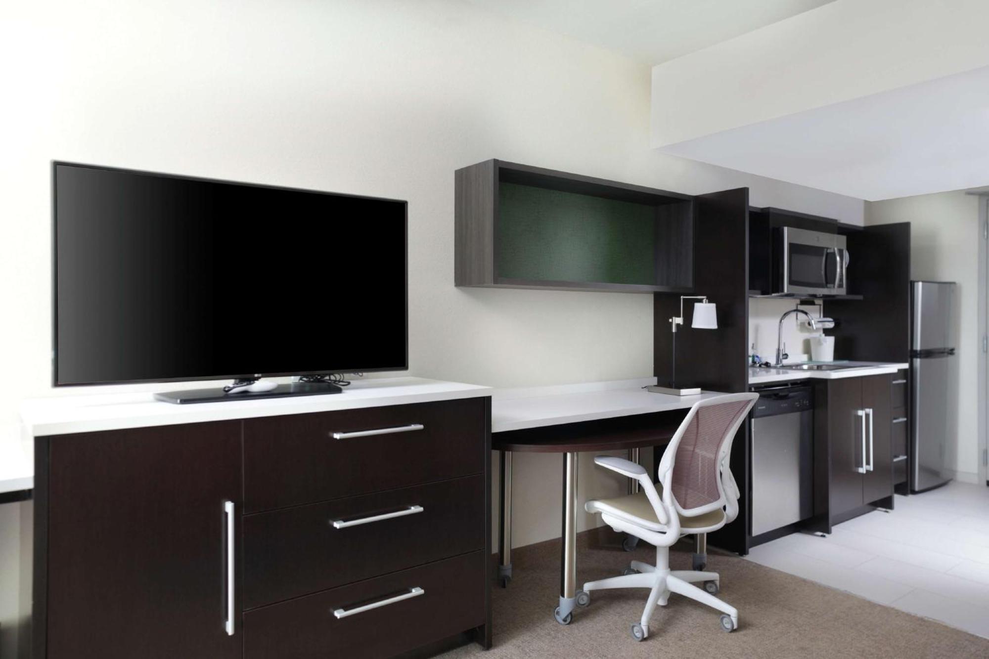 Home2 Suites By Hilton Louisville Airport Expo Center Extérieur photo